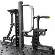 StrongHand  Въртяща Т-образна стяга с права дръжка Alpha 28