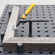 StrongHand Въртяща се T-образна стяга с права дръжка, Ø 16 mm