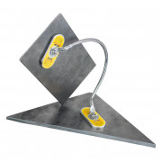 STRONGHAND Гъвкав магнит с 2 плоски подложки и щипка