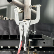 STRONGHAND Държач за клещи за настолен монтаж