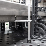 StrongHand Вертикална стяга Alpha 28 Inserta с Т-образна дръжка